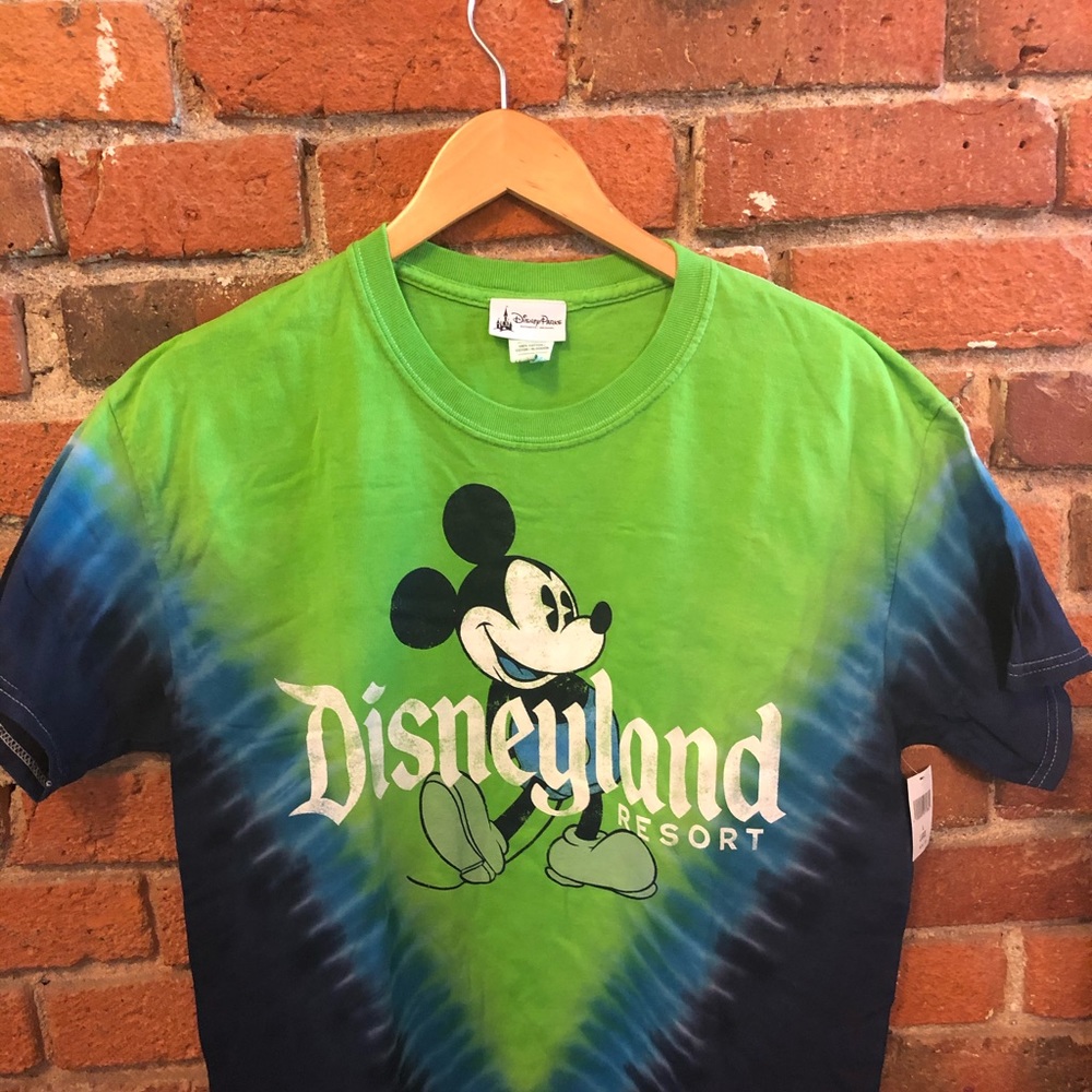 NWT Disneyland tie dye Mickey Mouse T shirt